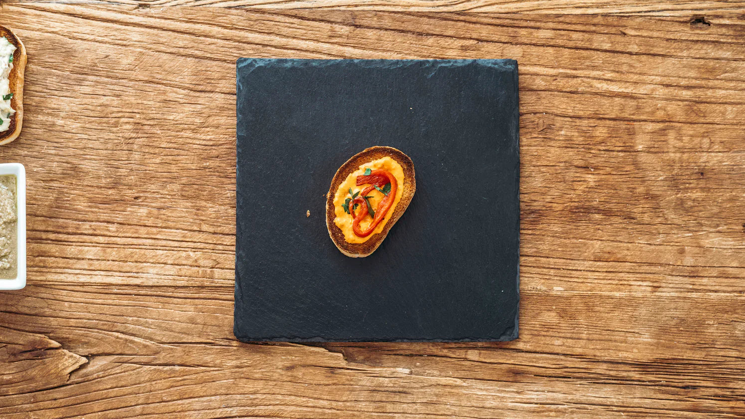 Pincho con romesco y pimiento