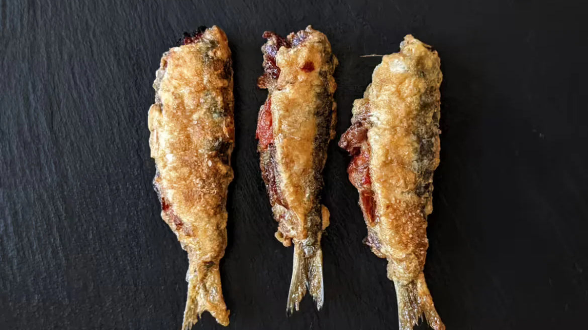 SARDINAS REBOZADAS CON JAMÓN Y PIMIENTO