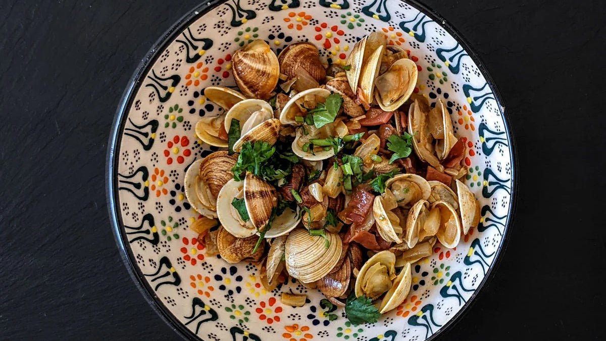 ALMEJAS CON FINO Y JAMÓN